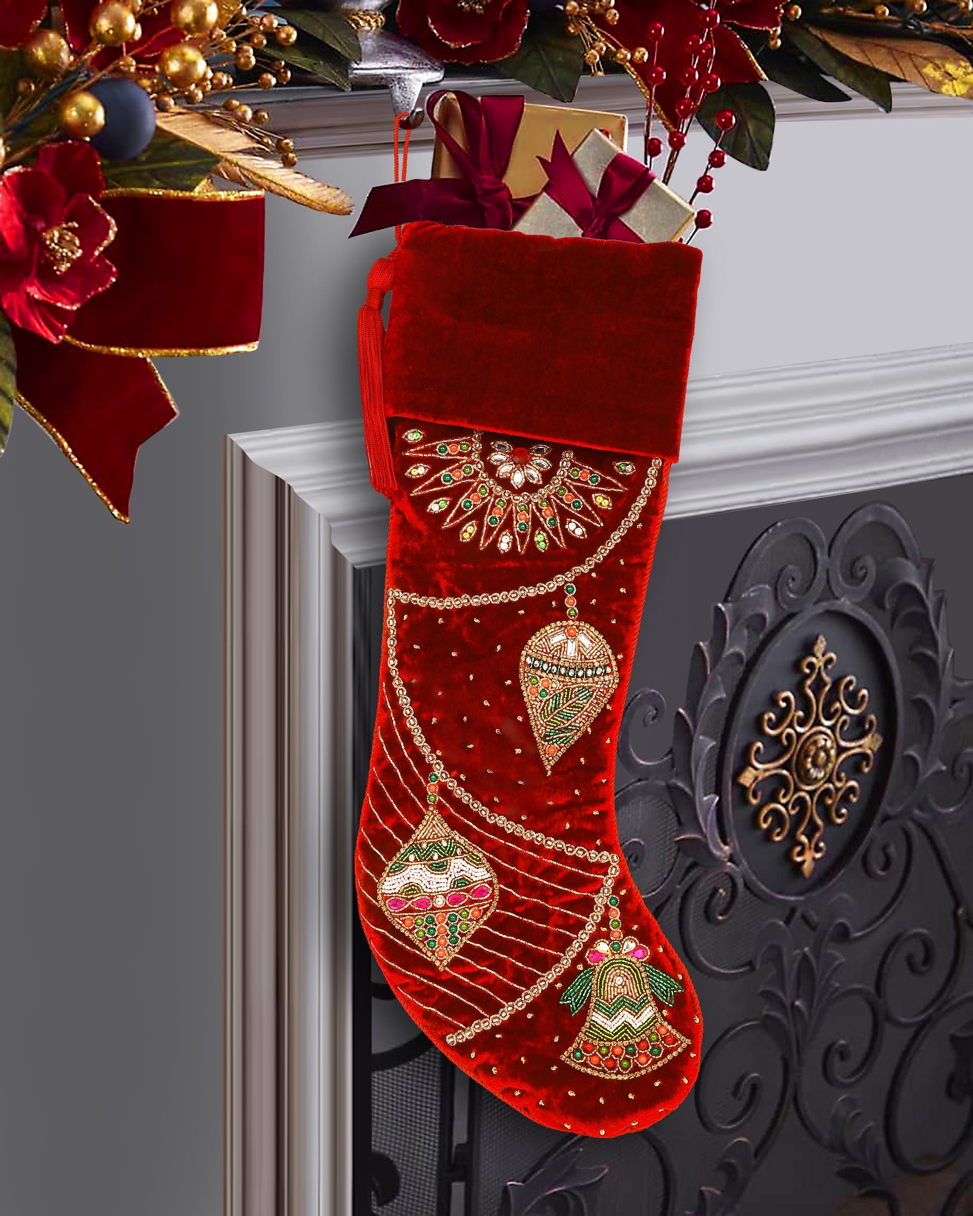 GOLD & RED 4 PIECE CHRISTMAS STOCKING SET