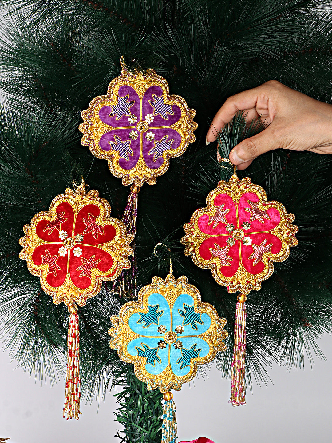 SNOWFLAKE Stars Christmas ornaments set of 4 pieces for holiday decor (1SET=4PC)