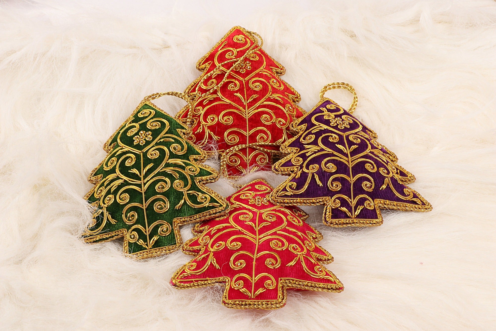 Decorative Tree Christmas ornaments set of 4 pieces for holiday decor (1SET=4PC)